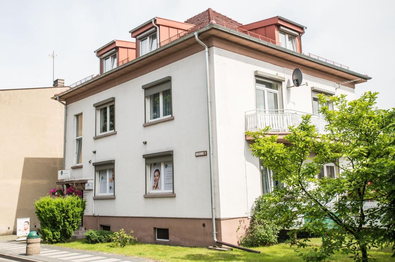 Mansarda Noclegi Września Exterior foto